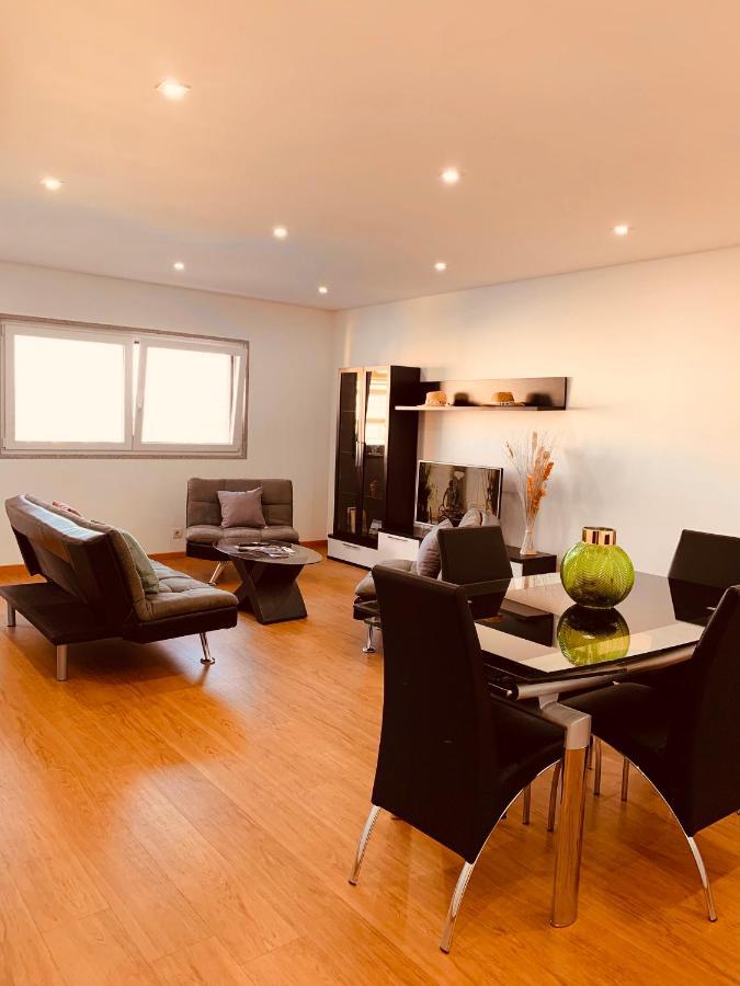 Apartamento Altamira T2 Serra Shopping 科维良 外观 照片