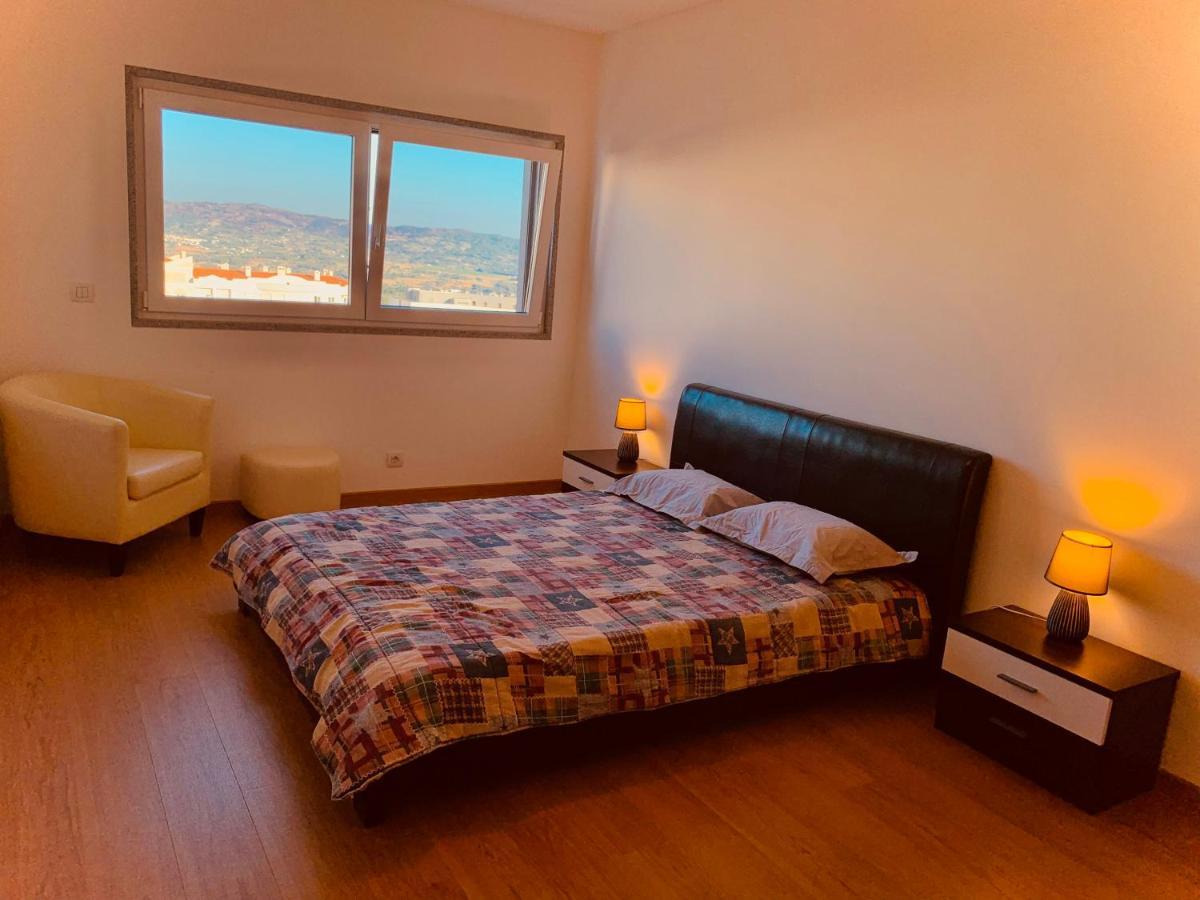 Apartamento Altamira T2 Serra Shopping 科维良 外观 照片