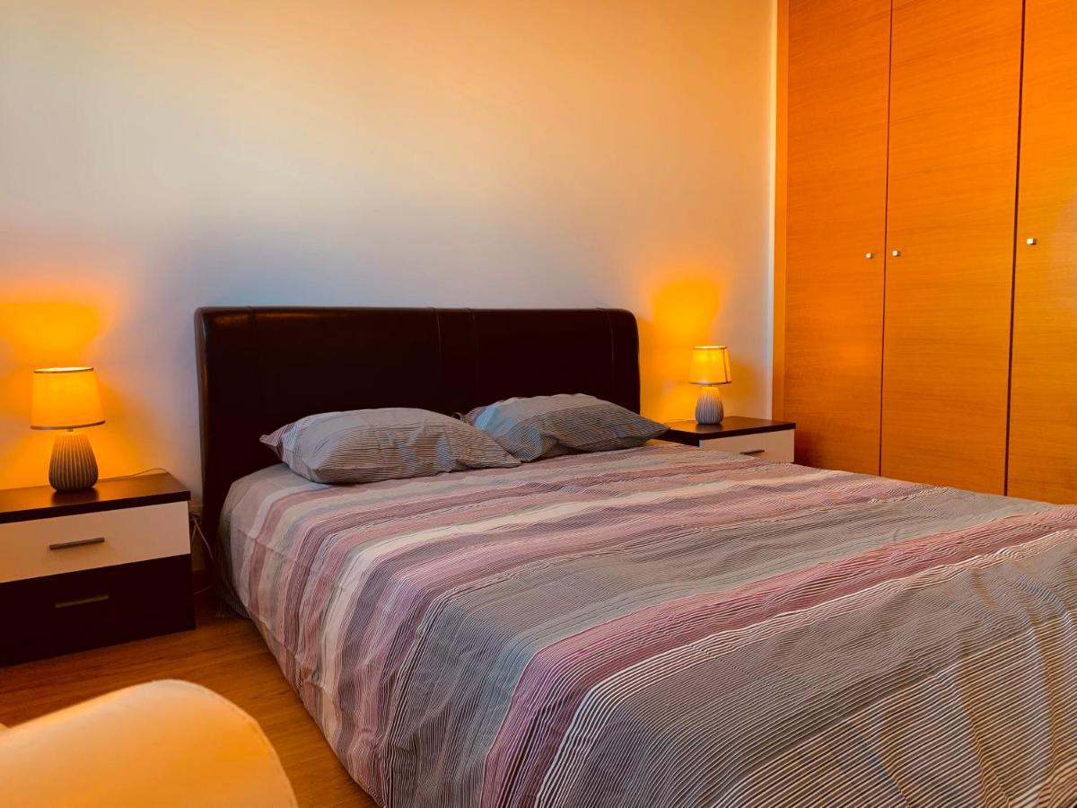 Apartamento Altamira T2 Serra Shopping 科维良 外观 照片